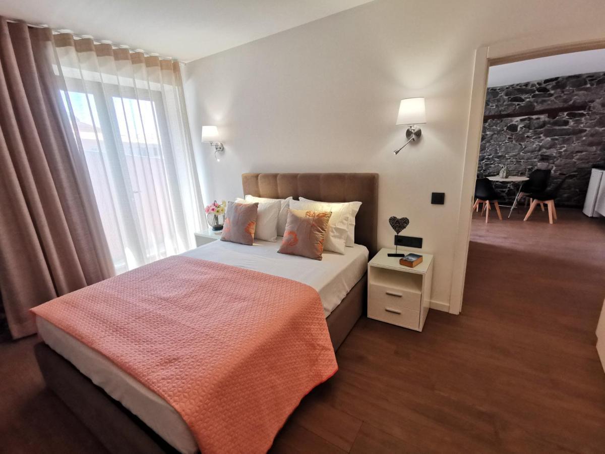 Charming Studios In Calheta Beach - Villa Esmeralda Zewnętrze zdjęcie