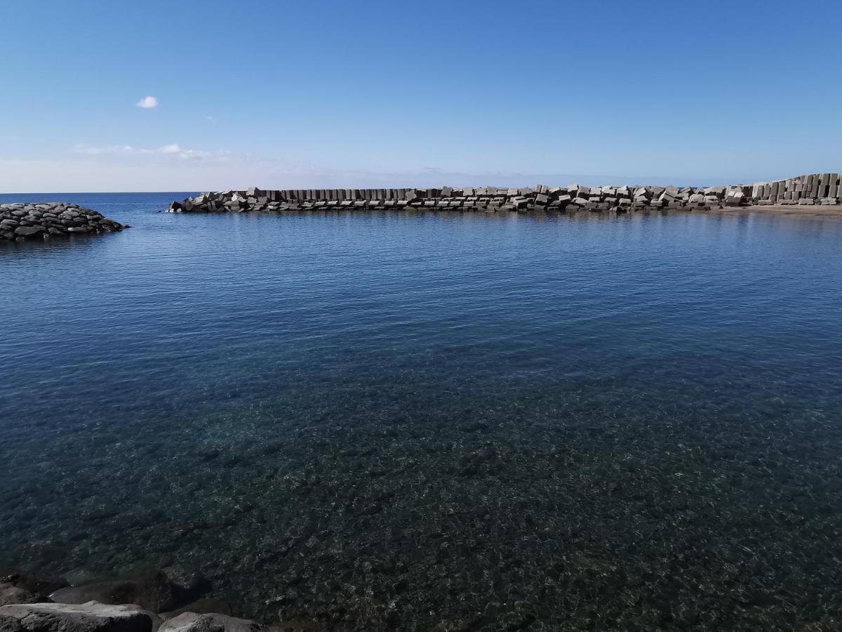 Charming Studios In Calheta Beach - Villa Esmeralda Zewnętrze zdjęcie