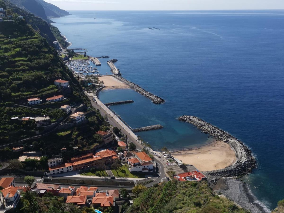 Charming Studios In Calheta Beach - Villa Esmeralda Zewnętrze zdjęcie